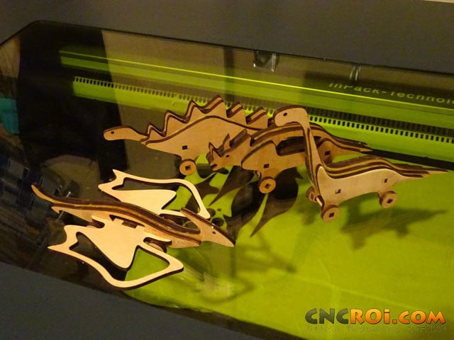 pterodactyl-5 Custom Pterodactyl Dinosaur Model: CNC Laser Cutting