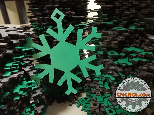 formica-ornament-1 Formica Snowflakes: Custom Christmas Tree Ornaments