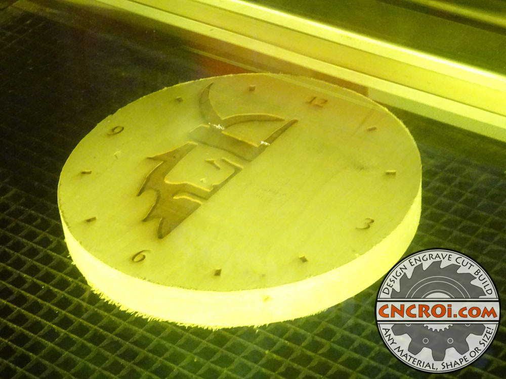 custom-clock-1 Custom Clocks: Live Edge Maple & Carbide Saw Blade