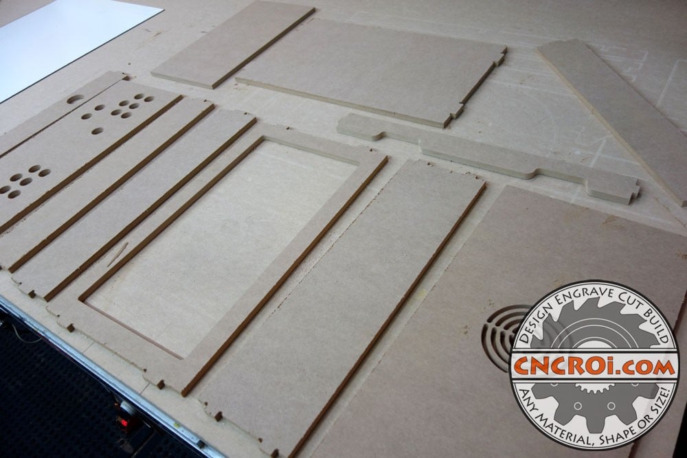 arcade-bartop-1 Arcade Bartop Cabinet: Routering MDF