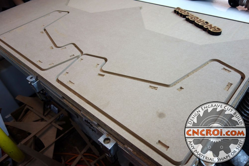 arcade-bartop-1 Arcade Bartop Cabinet: Routering MDF